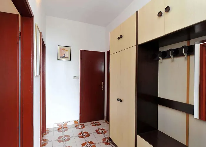 In Starigrad-paklenica 6790