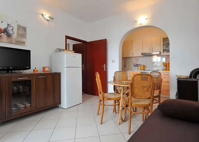 Holiday home In Starigrad-paklenica 6790