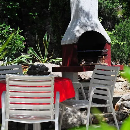In Starigrad-paklenica 6790 بيت للعطل *