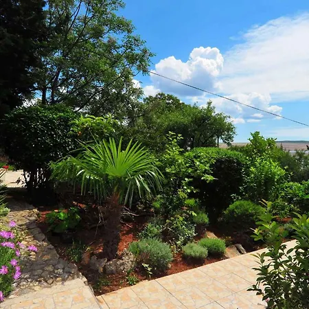 In Starigrad-paklenica 6790 بيت للعطل