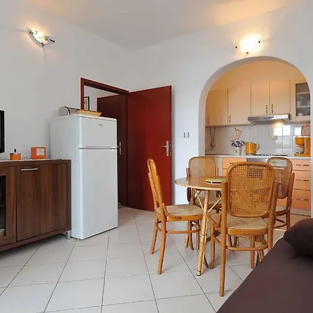 بيت للعطل In Starigrad-paklenica 6790